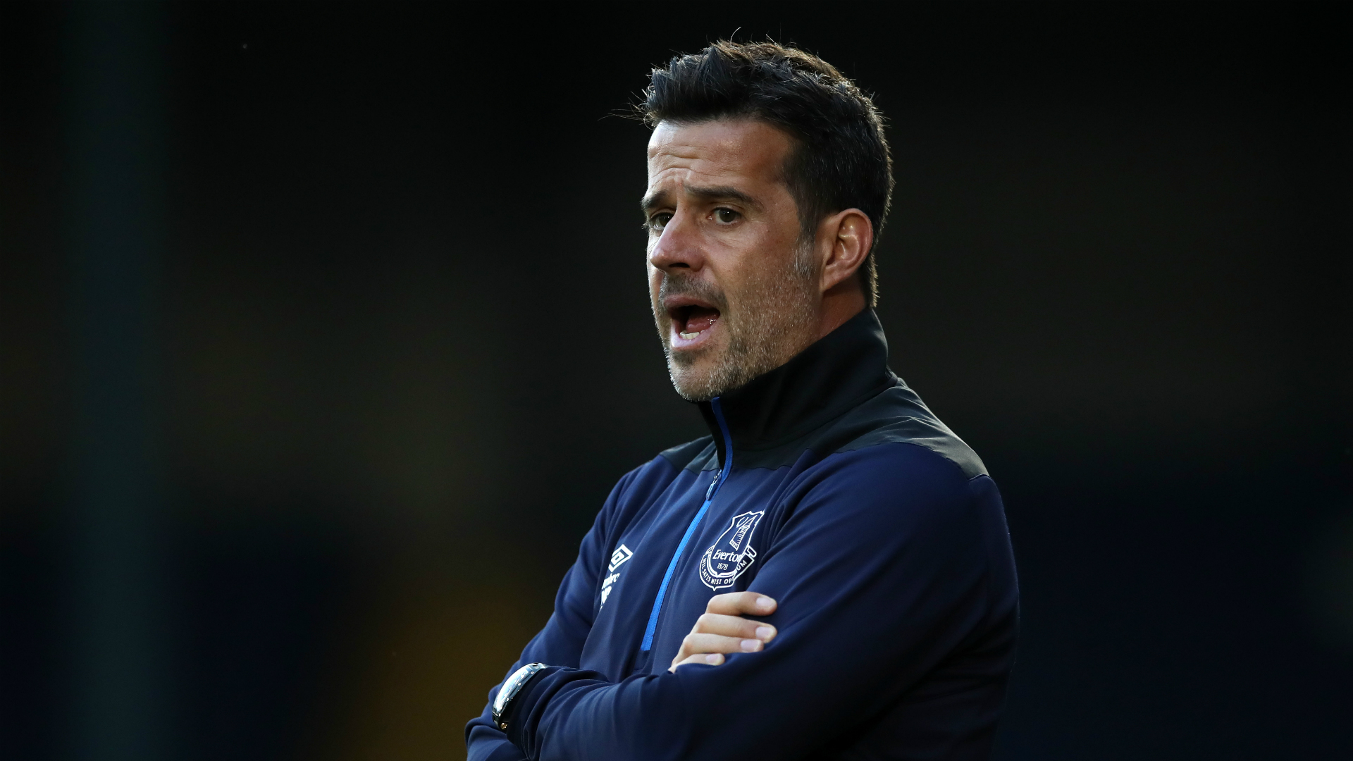 也吸引了众 也吸引了众